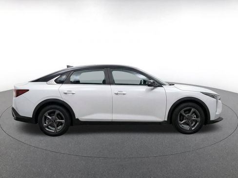 Used 2025 Kia K4 FWD image 10