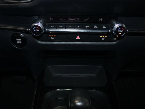 Used 2025 MAZDA CX-30 AWD 2.5 S w/ Preferred Package image 15