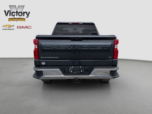 Used 2022 Chevrolet Silverado 1500 LT AWD/4WD image 5