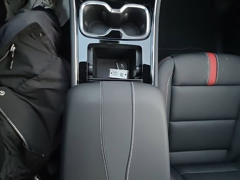 New 2026 Chevrolet Traverse RS image 28