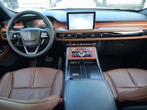 Certified 2023 Lincoln Aviator Reserve w/ Elements Package Plus RWD image 7