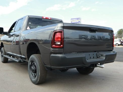 New 2026 RAM 2500 Tradesman AWD/4WD image 9