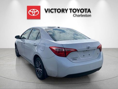 Used 2019 Toyota Corolla LE w/ LE Premium Package w/Moonroof image 3