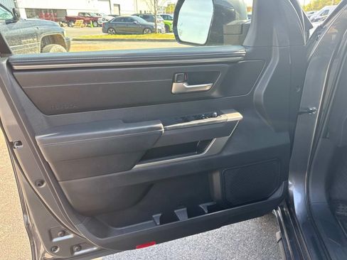 Used 2025 Toyota Tundra SR5 w/ SR5 Convenience Package AWD/4WD image 27