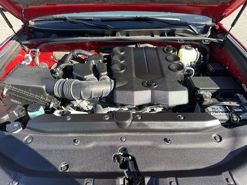 Used 2023 Toyota 4Runner SR5 image 31