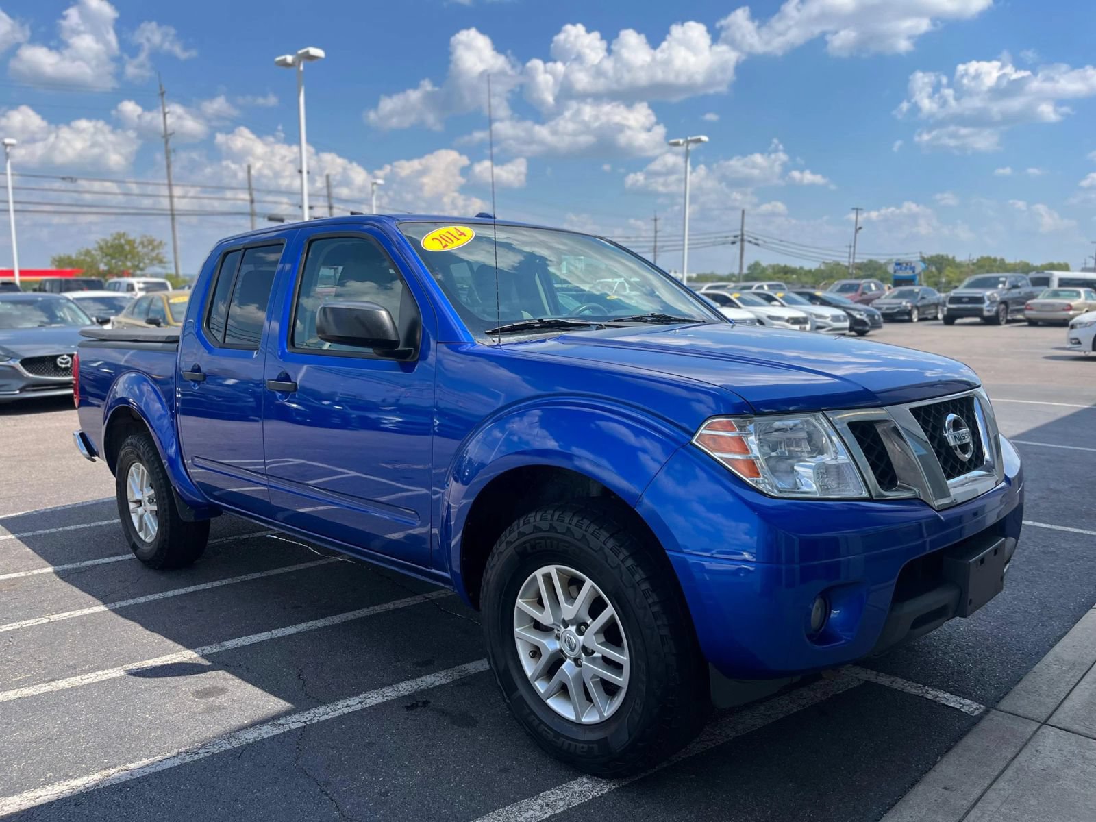 Used 2014 Nissan Frontier SV w/ SV Value Truck Package AWD/4WD image 3