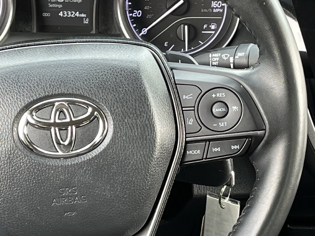 Used 2023 Toyota Camry SE FWD image 14