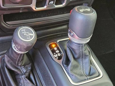 New 2026 Jeep Wrangler Unlimited Sahara AWD/4WD image 12