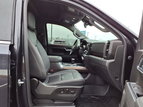 Used 2022 GMC Sierra 1500 SLT w/ SLT Premium Package image 30