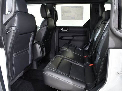 New 2026 Ford Bronco Outer Banks AWD/4WD image 16