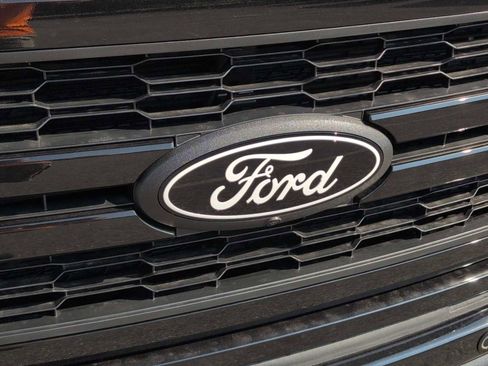 New 2025 Ford F150 Lariat w/ Equipment Group 501A Mid image 4