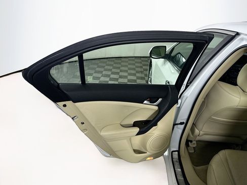 Used 2012 Acura TSX Sedan image 25
