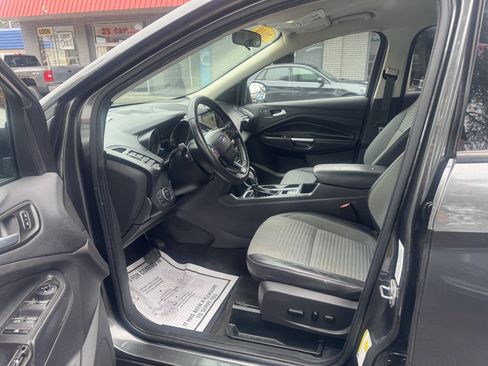 Used 2019 Ford Escape SE AWD/4WD image 7