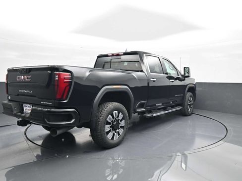 New 2025 GMC Sierra 2500 Denali w/ Denali Reserve Package image 7