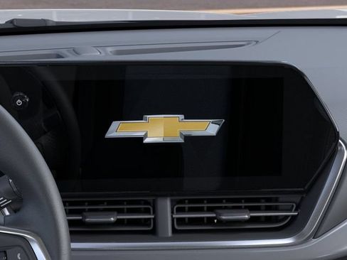 New 2026 Chevrolet Trax LT w/ LT Convenience Package FWD image 20