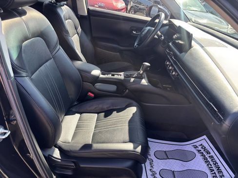 Used 2024 Honda HR-V EX-L image 24