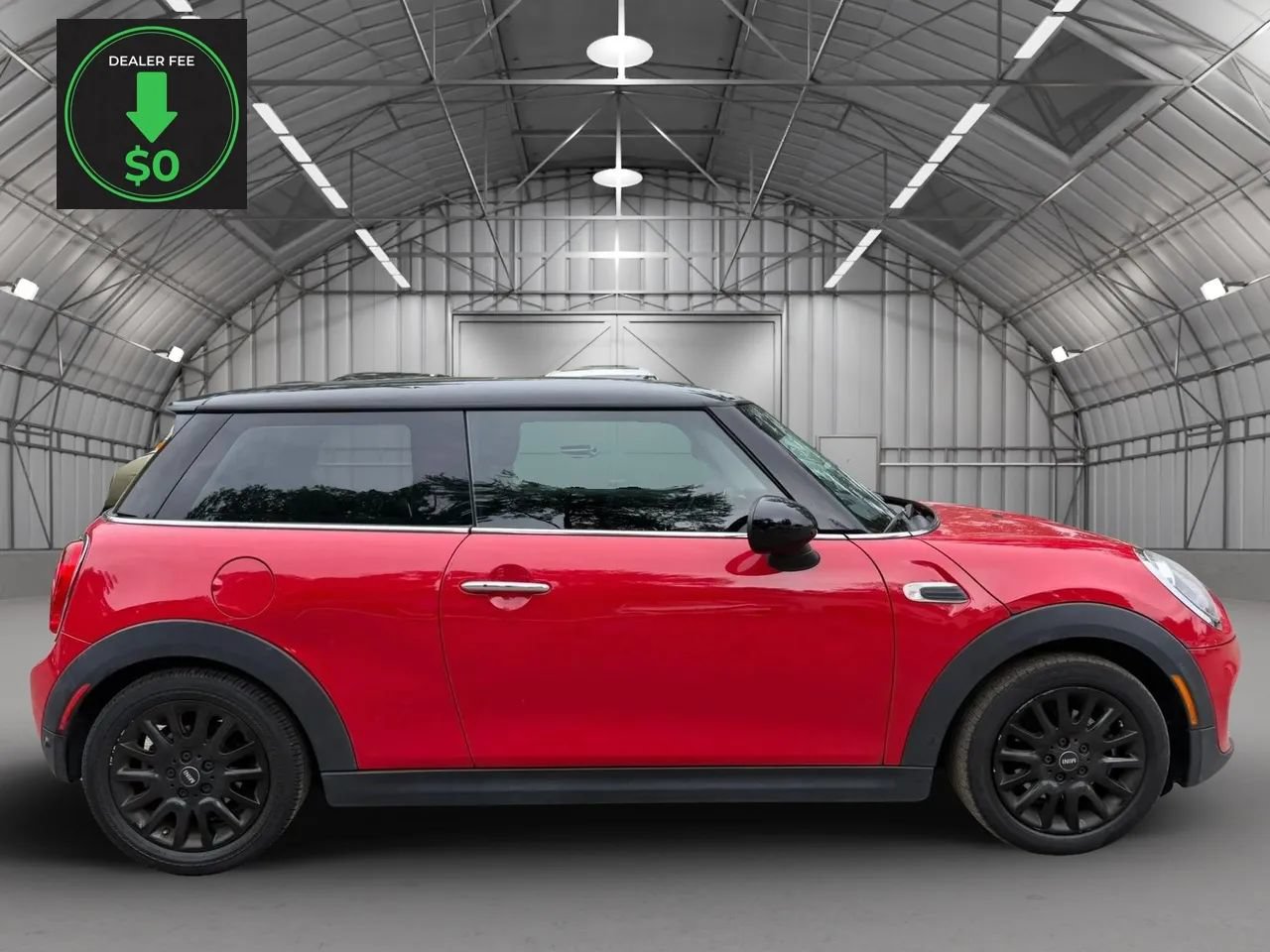 Used 2019 MINI Cooper 2-Door Hardtop w/ Signature Upholstery Package FWD image 4