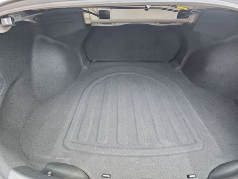Used 2025 Hyundai Elantra SE FWD image 26