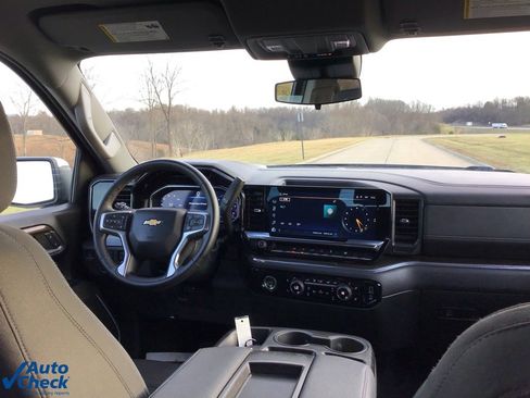 Used 2023 Chevrolet Silverado 1500 LT image 19