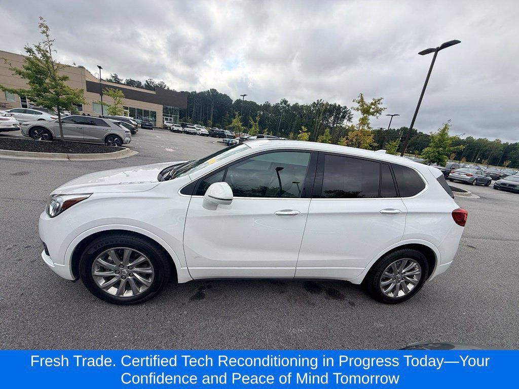 Used 2019 Buick Envision Essence FWD image 2