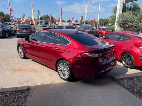 Used 2016 Ford Fusion Titanium image 3
