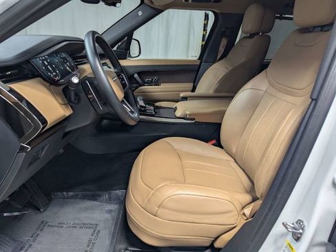 Used 2024 Land Rover Range Rover Sport SE AWD/4WD image 10