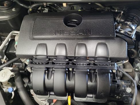 Used 2017 Nissan Sentra S FWD image 30