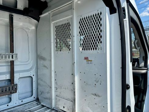 Used 2023 Ford Transit 250 148 High Roof Extended RWD image 24