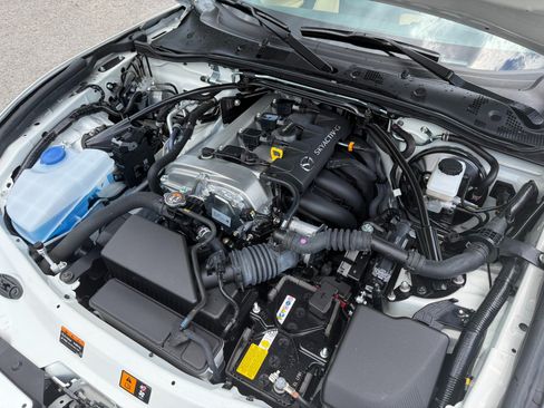 Used 2025 MAZDA MX-5 Miata RF Grand Touring RWD image 22