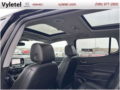 Used 2023 GMC Acadia AT4 w/ Technology Package image 15