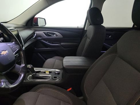 Used 2019 Chevrolet Traverse LT image 17