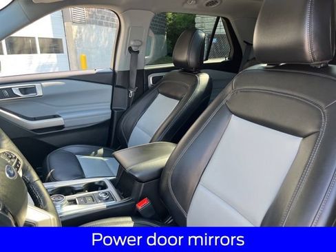 Certified 2023 Ford Explorer XLT w/ Equipment Group 202A AWD/4WD image 29