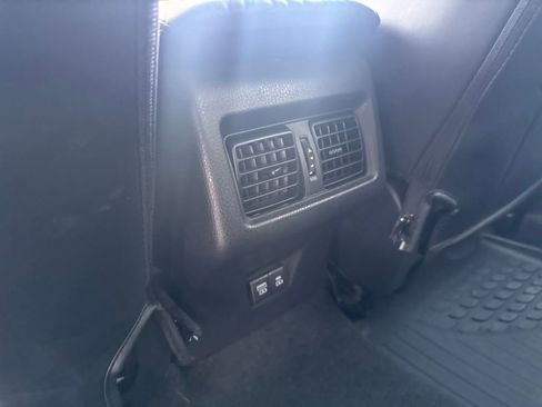 Used 2025 Toyota Camry LE image 27