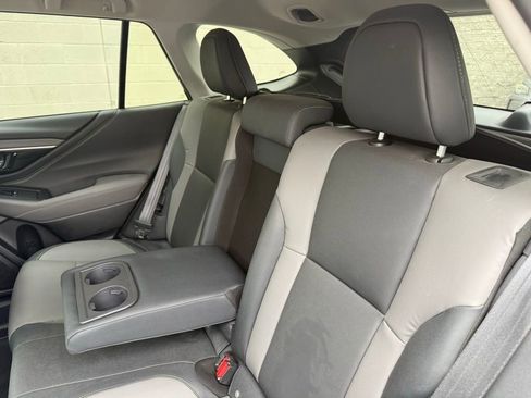 Certified 2025 Subaru Outback Onyx Edition image 27