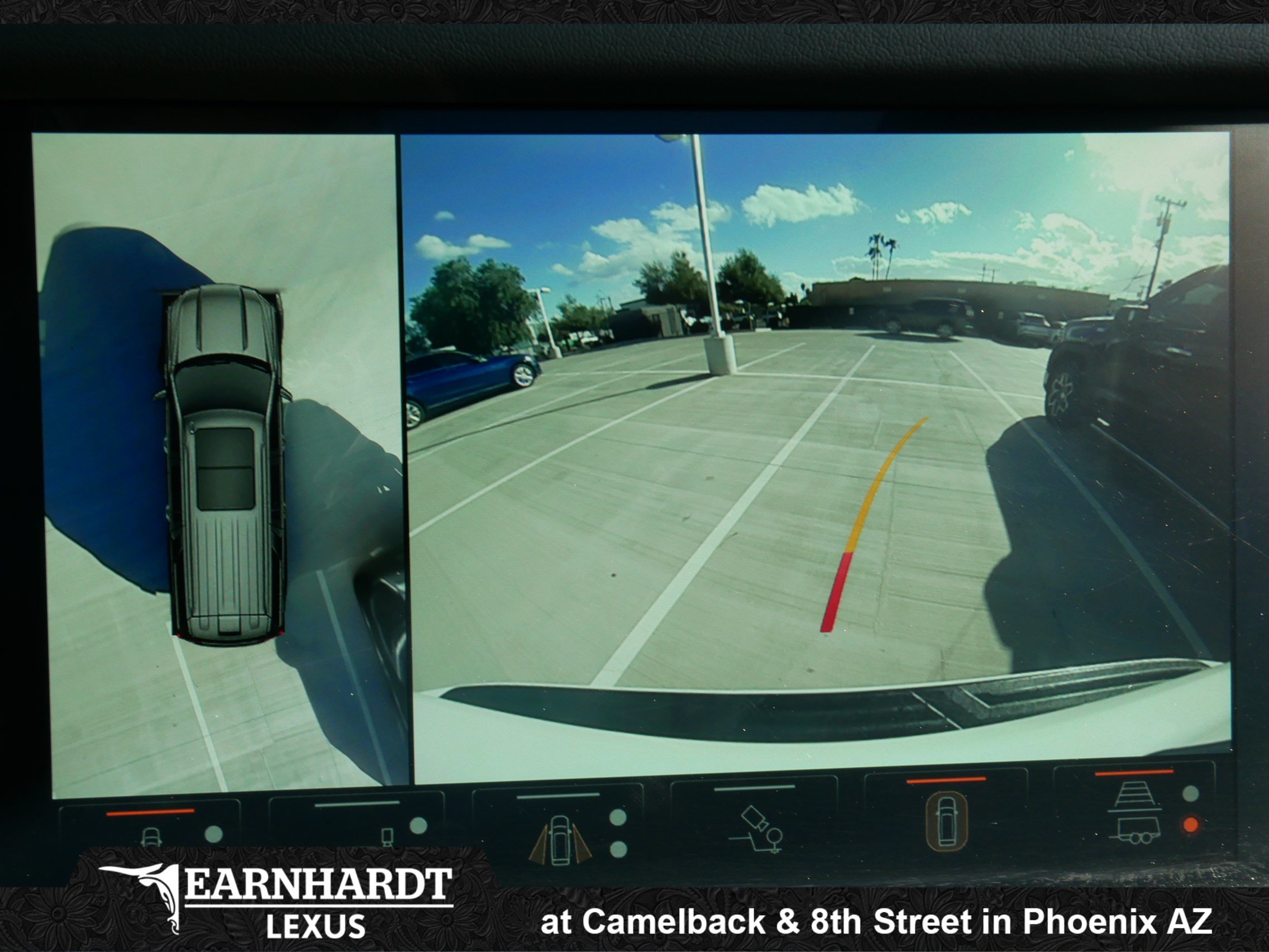Used 2023 GMC Yukon Denali Ultimate AWD/4WD image 41
