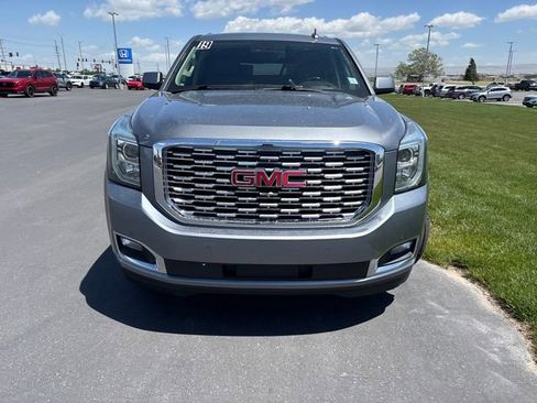 Used 2019 GMC Yukon XL Denali w/ Denali Ultimate Package AWD/4WD image 8