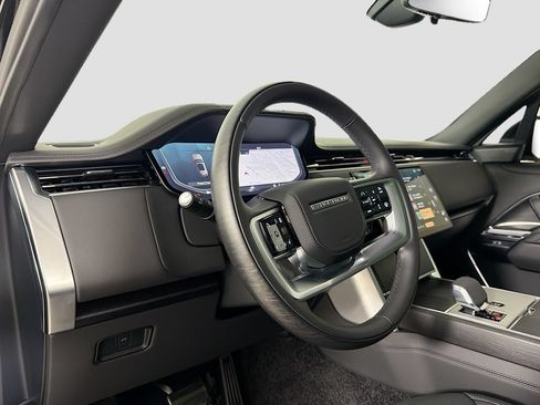 Used 2026 Land Rover Range Rover Long Wheelbase Autobiography AWD/4WD image 9