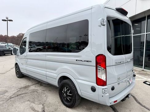 Used 2024 Ford Transit 250 148 Medium Roof Extended AWD image 5