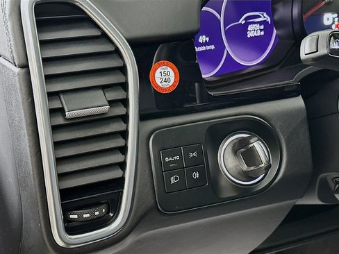 Used 2023 Porsche Cayenne GTS image 10