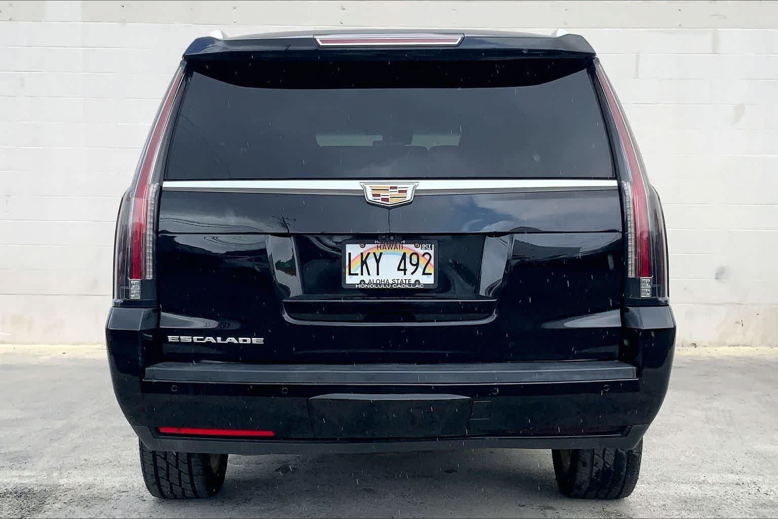 Used 2019 Cadillac Escalade ESV Luxury AWD/4WD image 5