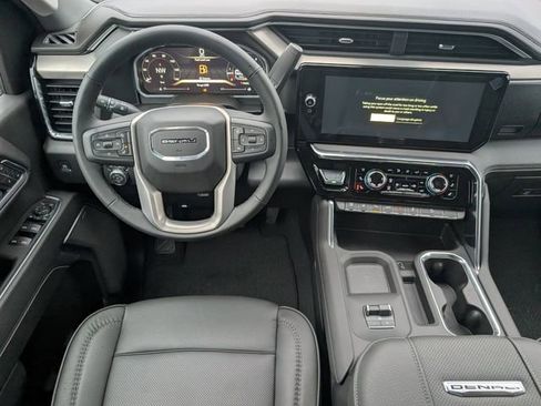 New 2026 GMC Sierra 2500 Denali w/ Denali Reserve Package AWD/4WD image 8