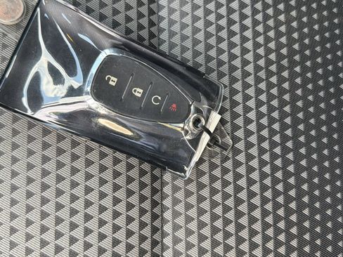Used 2024 Chevrolet Trax LT FWD image 34