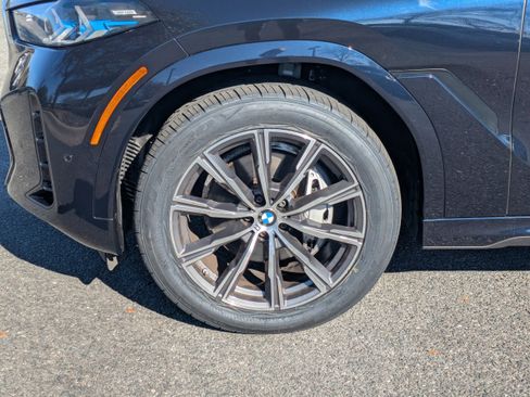 Used 2025 BMW X6 xDrive40i image 3