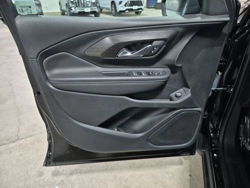 Certified 2023 GMC Terrain SLE w/ Driver Convenience Package image 24