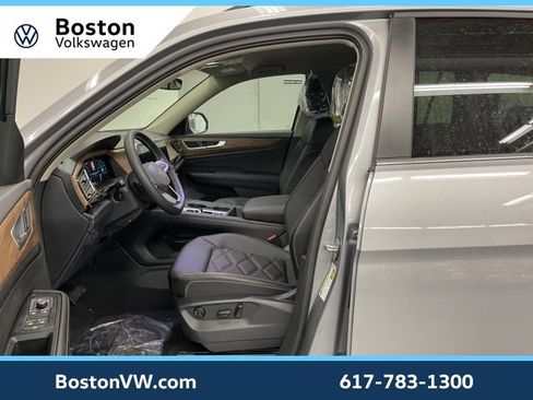 New 2026 Volkswagen Atlas SE image 7