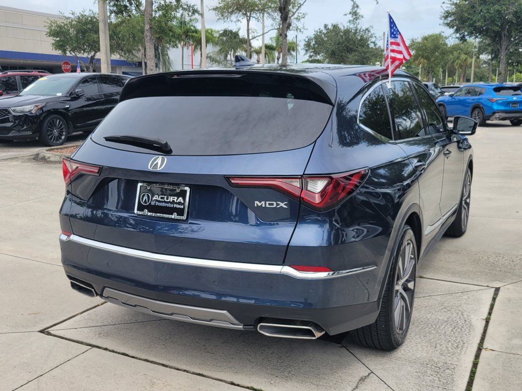 Used 2025 Acura MDX w/ Technology Package FWD image 7