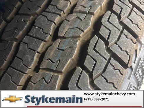 New 2025 Chevrolet Colorado Z71 w/ Midnight Edition image 11