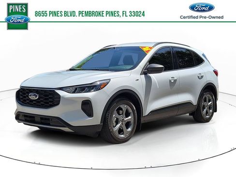 Certified 2025 Ford Escape ST-Line w/ Tech Pack #1 FWD image 1