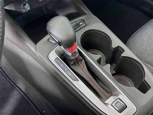 Used 2024 Chevrolet Trax RS image 16