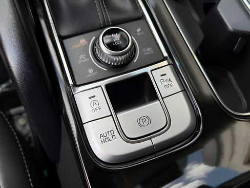 Used 2022 Kia Telluride LX AWD/4WD image 46